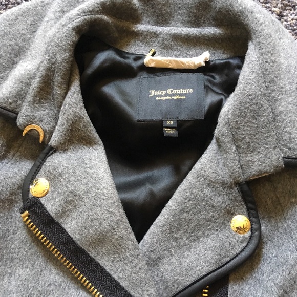 Juicy Couture Wool Poncho NEW - Picture 8 of 9